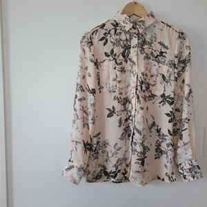 BANANA REPUBLIC FLORAL BUTTON DOWN BLOUSE